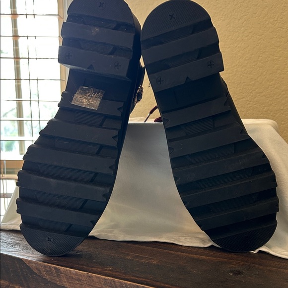 Elegant Black Combat Boots with Burgundy Accents - Picture 6 of 6